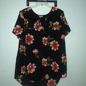 Cute plus size flower shirt